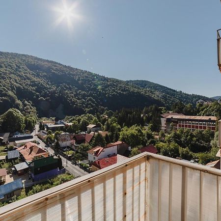 Romantic Jacuzzi Belleview Studio Sinaia Ngoại thất bức ảnh